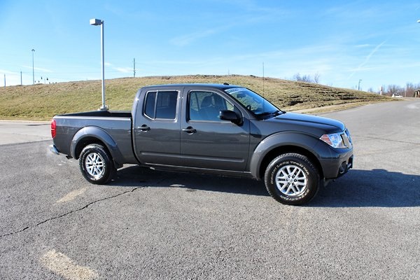 Pre owned used nissan frontier #10